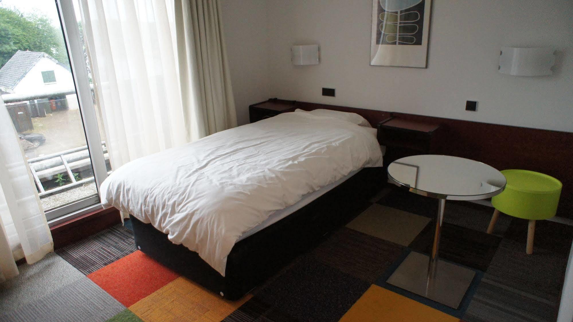 The Budget Hotel Hazerswoude-Rijndijk Extérieur photo